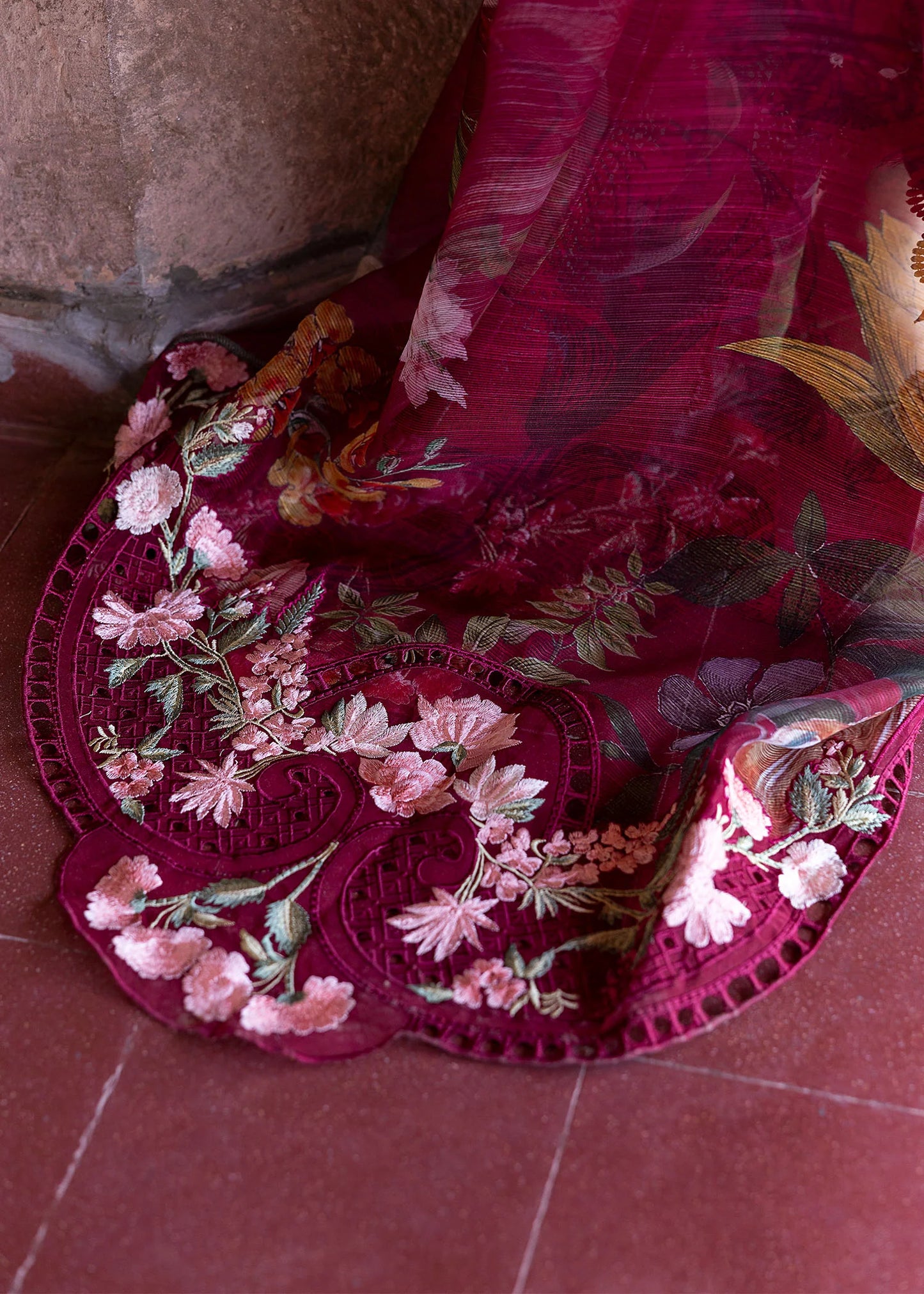 HANGING GARDENS 2-A