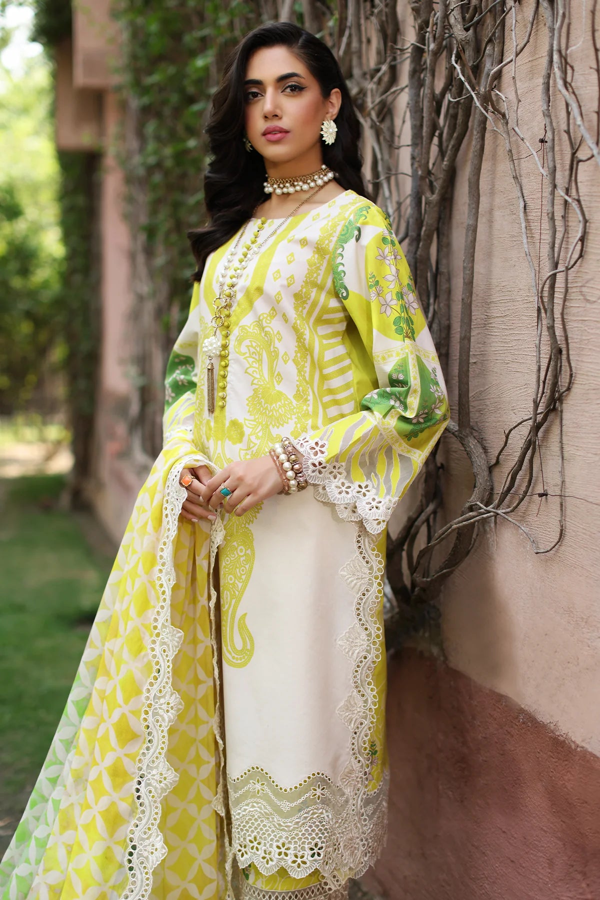 Chrizma Combination - 3-PC Embroidered Lawn Collection CCS-4-24