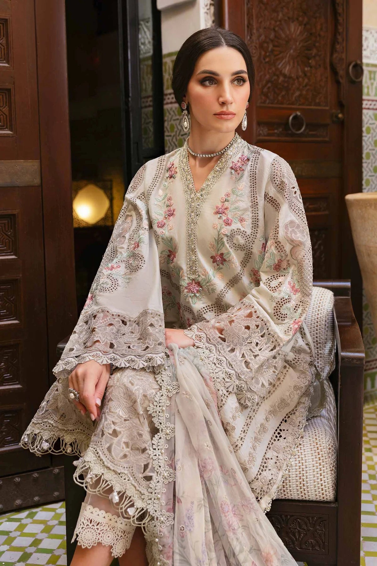 3 Piece Embroidered Lawn Suit | D-2514-B