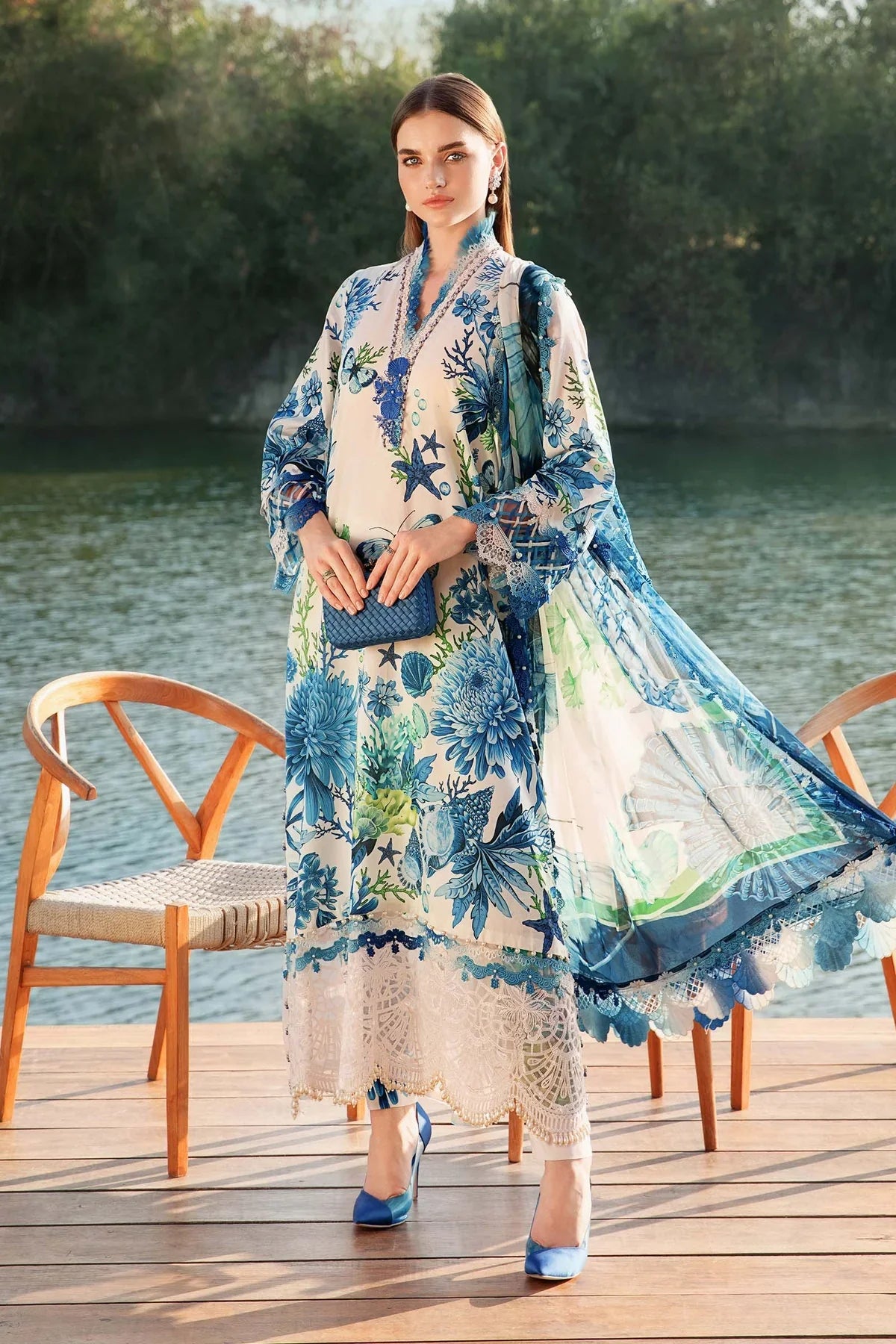 Buy 3 Piece Unstitched Printed Lawn Suit MPT 2510 B – Tayaba Fashion