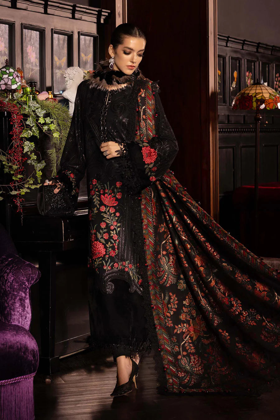Shop Maria B Winter Luxe 2025 WL-1309 | Black Linen Pakistani Suit | Tayaba