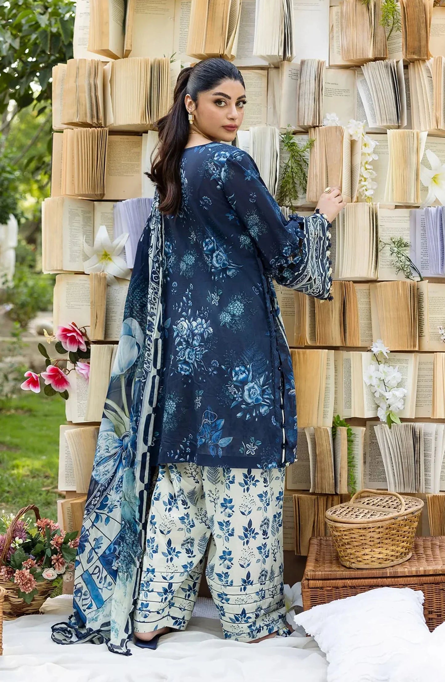 Elaf Printed Lawn 3 Piece Suit - ECD-7B BLOOMSTELLA - EL25PRN - Blue - Summer Collection