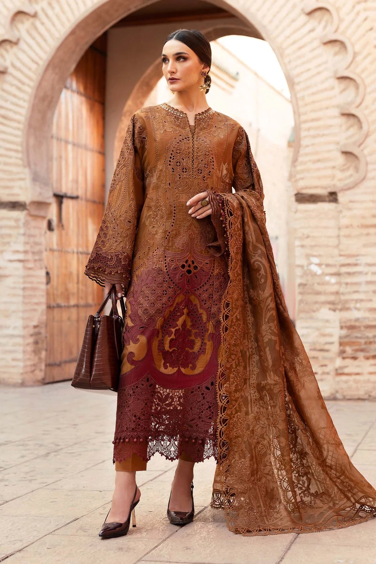 Unstitched 3-Pc Embroidered Paper Cotton Suit D-2501-B | Chic Design & Embroidery